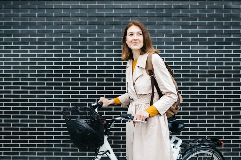 4 Collapsible Bike Helmets To Shop Now