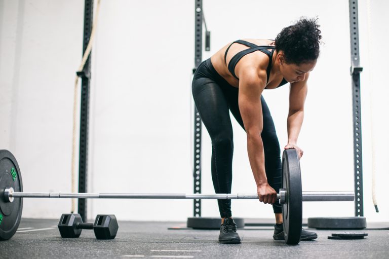 A Trainer Years Shares How to Breathe When Lifting Weights