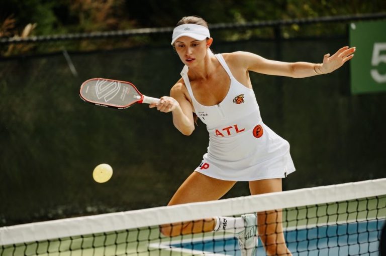 6 Secrets for a Stronger Pickleball Serve